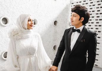 Pajang Potretnya yang Tergambar di Belakang Truk dengan sang Istri usai Aurel Hermansyah Keguguran, Atta Halilintar Sebut Perihal Kebahagiaan: Bahagia itu Sederhana...
