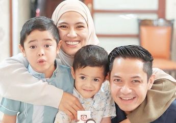 Jadi Pasangan Legend di Berbagai Judul Sinetron hingga Kehidupan Nyata, Dude Harlino Semringah Habiskan 24 Jam Bareng Alyssa Soebandono: Kerja Bareng Istri Bawaannya Senyum Terus!