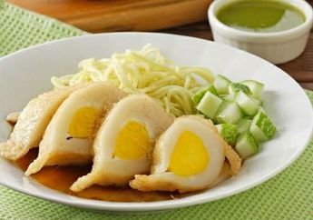 Pantas Selama Ini Bikin Sendiri Malah Alot! Rahasia Adonan Pempek Palembang ala Pedagang Ini Wajib Dicoba, Nikmat Dinikmati saat Musim Hujan