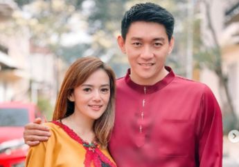 Segera Melepas Masa Janda dengan Dinikahi Ifan Seventeen, Citra Monica Dapat Kejutan Bridal Shower dari Sepupunya hingga Diarak Keliling Komplek