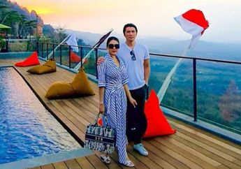 Dihiasi Patung Kuda dan Jendela Besar, Intip Kamar Mandi di Rumah Artis Syahrini yang Glamor, Bisa Berendam Cantik Sambil Nikmati Pemandangan Langit Ibukota!