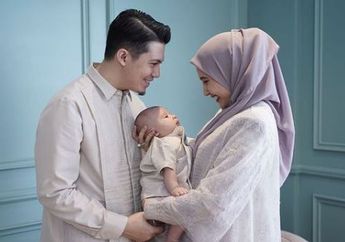 Irwansyah Pamer Foto Ganteng Ukkasya Bergaya Candid Penuh Pesona, Laudya Chintya Bella Takjub Saksikan Putra Zaskia Sungkar: MasyaAllah!