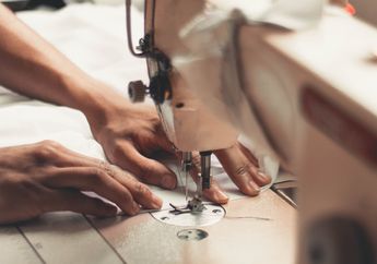 Bikin Merinding karena Berkaitan dengan Kematian, Inilah Arti Mimpi Menjahit Gaun Pengantin Sampai Kain Kafan Menurut Primbon Jawa