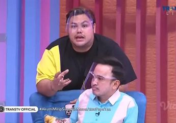 Ungkap Pengalaman Kocak Saat Bilqis Khumairah Razak Duduk di Pangkuannya, Putri Ayu Ting Ting Singgung Benda Tajam, Ivan Gunawan: Tajeman Juga Mulut Emak Lu..