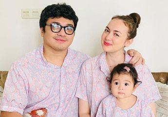 Menanti 10 Tahun Sampai Program Bayi Tabungnya Berhasil, Intip Arti Nama Anak Rianti Cartwright yang Maknanya Begitu Manis