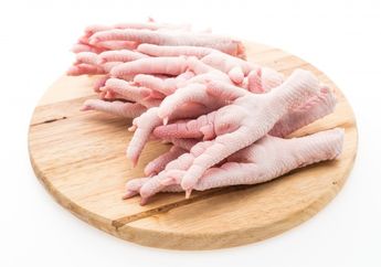 3 Rahasia Menyimpan Ceker Ayam yang Tepat, Dijamin Nggak Bau dan Tahan Sampai Sebulan!