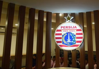 Thomas Doll Dibuat Menderita, Persija Kena Hukuman Embargo FIFA Selama Tiga Periode Transfer