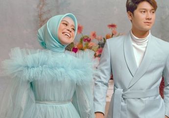 Resmi Bertunangan, Intip Cantiknya Penampilan Lesti Kejora di Acara Lamaran, Rizky Billar sampai Dibuat Takjub