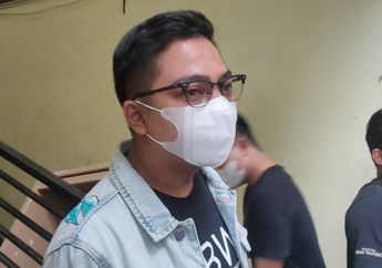 Jenguk Anji dengan Bawakan Makanan, Ade Govinda: Dia Udah Lebih Tenang