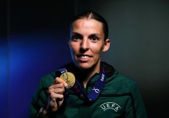 Torehkan Sejarah, Wasit Wanita Ini Akan Pimpin Laga Piala Dunia 2022,  Berikut Sepak Terjangnya yang Gak Main-main