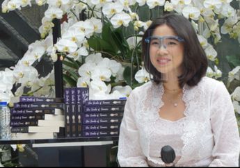 Melalui Novel Novel She Smells of Turmeric, Cecilia Poetry Temukan Jati Diri Indonesia