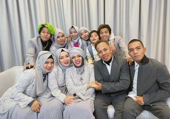 Tinggal di Istana Gedongan bak Hotel Bintang Lima, Tengok Mewahnya Rumah Keluarga Gen Halilintar di Malaysia, Dilengkapi Lampu Gantung Hingga Meja Makan yang Super Besar !