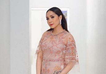 Rambutnya Dijepit dengan Uang hampir Seratus Ribu, Nagita Slavina Disorot Netizen saat Pakai Jepit Rambut itu: Bisa Dapet Beras...