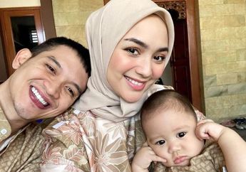 Tengah Diusik dengan Kabar Hamili Wanita Lain sampai Punya Anak dari Perempuan Berinisial W, Rezky Aditya Justru Cuek dan Gencar Minta Dukungan Buat Vote Keluarganya Agar Jadi Pemenang dalam Acara Bergengsi