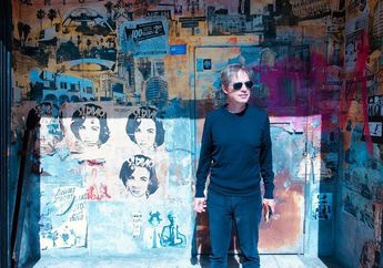 Pakai Kemeja Sampai Kusut, Inilah Sosok Pengusaha Tajir yang Memilih Hidup Sederhana dan Tidak Memiliki Rumah Hingga Dijuluki 'Miliarder Gelandangan'