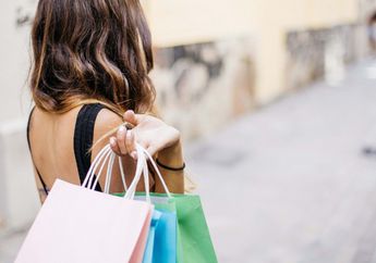 Tak Melulu Bermakna Baik, Arti Mimpi Belanja Bisa Jadi Tanda Insecure loh!