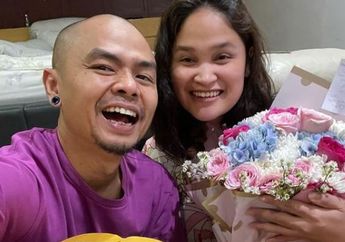 Selamat! Wendi Cagur Dikaruniai Anak ke-3, sang Komedian Beri Unsur Pepohonan dalam Nama Unik sang Buah Hati