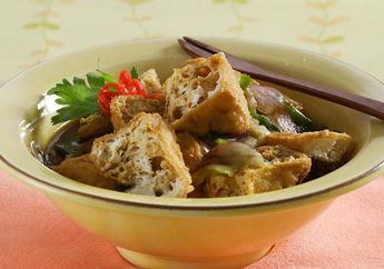 Awalnya Iseng Rendam Tahu yang Sudah Digoreng dalam Air Es, Pedagang Tahu Gejrot Ini Malah Dibuat Kaget Gegara Dagangannya Langsung Laris Manis!