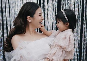 Nggak Heran Anak Chelsea Olivia Lahap Makan Buah Naga, Ternyata Buah Ini Punya Segudang Manfaat Ini, Cocok Dikonsumsi Saat Pandemi!