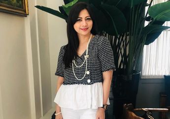 15 Tahun Lalu Dipinang Pengacara Kondang Jadi Istri Kedua, Tengok Mewahnya Rumah Artis Cut Keke yang Bak Istana, Ruang Makannya Saja Punya Konsep Super Unik !