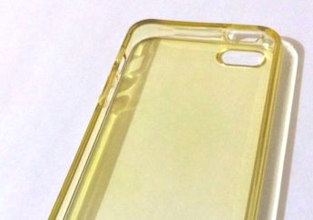 Mulai dari Minyak Kayu Putih hingga Baking Soda, Inilah 4 Bahan yang Diperlukan untuk Membersihkan Case HP yang Menguning