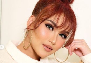 Sang Desainer Kondang Ngaku Siap Sanggupi Ayu Ting Ting Minta Mahar Rp 5 Miliar, sang Biduan Justru Mendadak Kirim Pesan untuk Mantan Kekasih Ivan Gunawan Demi Hal Ini, Ada Apa Gerangan?