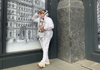 Semasa Bocah Hidup di Kampung Kecil Nun Jauh di Tepi Danau Toba, Nasib Pria Ini Berubah Mujur hingga Dikelilingi Kaum Jetset, Tengok Penampakan Rumahnya yang kini Bak Hotel Bintang 5