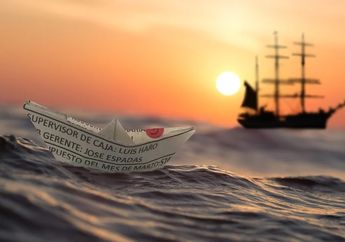 Arti Mimpi Naik Kapal dengan Keluarga, Siap-siap Senyum-senyum Sendiri, Ternyata Jadi Pertanda Baik Ini