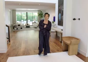 Banyak Ruang Terbuka, Yuk Intip Rumah Artis Kris Jenner yang Serba Putih dan Bikin Tenang!