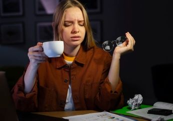 Bukan Hanya Susah Tidur, Ahli Bongkar Satu Fakta Bahaya Minum Kopi Malam Hari, Tolong Stop Kebiasaan Ini Sebelum Terlambat!