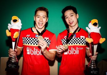 Putranya Bertarung di Olimpiade Tokyo 2020, Intip Potret Rumah Orang Tua Kevin Sanjaya di Banyuwangi yang Jarang Tersorot Publik, Dipenuhi Piala hingga Medali !