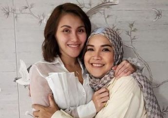 Gagal Bertemu Pelaku Bullying Anak dan Cucunya, Ibunda Ayu Ting Ting Curahkan Isi Hati hingga Doakan sang Pelaku Segera Dipulangkan dari Keberadaannya!