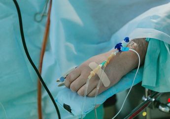 Pria ini Tiba-tiba Koma dan Idap Penyakit Mematikan Padahal Awalnya Segar Bugar, Sang Dokter Dicurigai Lakukan Hal ini Untuk Tutupi Kelalaian, Keluarga Pasien Justru Dapat Perlakuan Mengejutkan