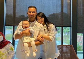 Padahal Kini Tajir Melintir Usai Naik Tahta Jadi Istri Pengusaha dengan Kekayaan Rp 34 Miliar, Intip Gaya Sederhana Zaskia Gotik dan Sirajuddin Mahmud Saat Liburan ke Pantai, Cuma Pakai Busana Begini Bak Rakyat Jelata