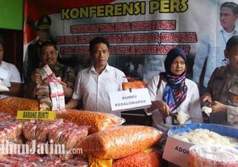 Pantas Digerebek Polisi, Hati-hati Pabrik Pilus Terkenal Ini Nakal Pakai Penjernih Air di Adonan