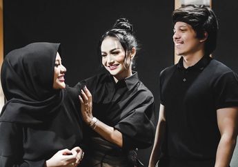 Hubungan Krisdayanti dan Aurel Hermansyah Semakin Akrab, Tengok Penampilan Menawan Ibu dan Anak Ini Saat Pemotretan Bersama!