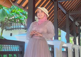 Dulu Anak Tukang Bubur, Artis Cantik Ini Langsung Naik Tahta Jadi Istri Pengusaha Tambang, Tengok Interior Mobilnya yang Super Mewah