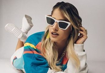 Diserang ARMY Usai Dituding Jiplak Cover Album 2018 BTS Love Youself, Ini Kata Nikki Mackliff