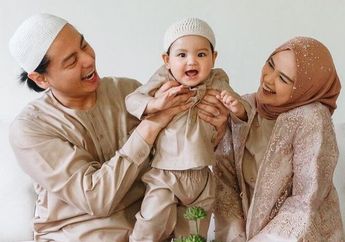 Dinikahi Pria Keturunan Tionghoa, Cut Meyriska Kini Tak Pernah Absen Lakukan Ritual Ini di Tahun Baru Imlek 2022, Tingkah sang Putra Bikin Gemas!