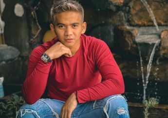 Bak Ingin Segera Susul sang Kembaran yang Kembali Rajut Rumah Tangga dengan Nadya Mustika Rahayu, Ridho DA Mendadak Pamer Foto dengan Seorang Wanita hingga Kompak Pakai Benda Ini, Calon Istri?