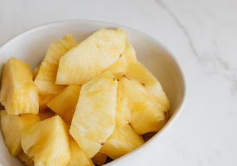 Malamnya Minum Jus Nanas Sebeleum ke Dokter untuk Cabut Gigi, Wanita ini Kaget dengan Manfaat Luar Biasa yang Ia Rasakan Setelahnya