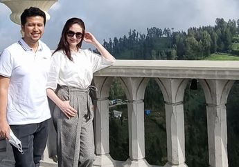 8 Tahun Jalani Pernikahan Adem Ayem Bareng Emil Dardak, Arumi Bachsin Tuliskan Ucapan Manis saat Rayakan Hari Ulang Tahun Pernikahan dengan sang Suami