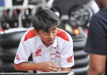 Innalillahi Wa Inna Ilaihi Rojiun, Pembalap Muda Harapan Indonesia Ini Larut Dalam Duka Kehilangan Sosok yang Sangat Dicintainya
