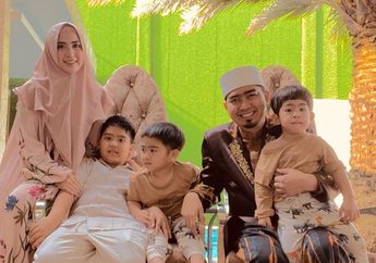 Harganya Tembus Angka Rp 25 Miliar, Intip Potret Halaman Rumah Artis April Jasmine dan Ustaz Solmed, Super Nyaman Sekaligus Ramah Anak!