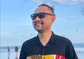 Pilih Mengerjakan Pekerjaan Rumah Tangga Sendiri Tanpa Bantuan ART, Intip Rumah Artis Ronald Surapradja yang Dipenuhi Barang Koleksi, Ada Bioskop Pribadi Juga!