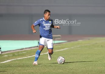 Febri Hariyadi Tak Masuk Timnas dan Dikritik Pendukung Persib, Robert Alberts Berikan Komentar