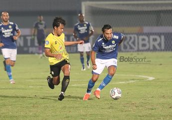 Belum Juga Dilirik Shin Tae-yong, Ezra Walian Nyaman Jalani Multiposisi di Persib Bandung