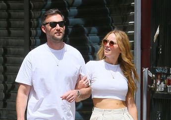 Kabar Bahagia, Hampir Dua Tahun Menikah, Akhirnya Jennifer Lawrence Hamil Anak Pertama, Selamat ya!