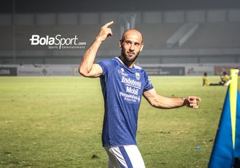 Kontrak Masih Belum Jelas, Satu Pemain Asing Persib Bandung Pamit