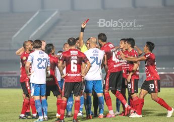 Persib Tak Mampu Patahkan Kutukan Bali United Meski 'Terbantu' Kartu Merah Leonard Tupamahu